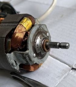 Młynek do kawy Niewiadów U40 Typ 651 - podkładka z tekstolitu