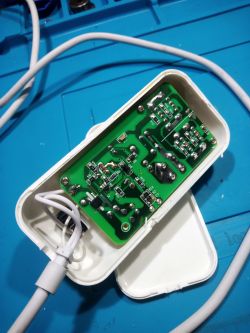 Uklad SMD 5 pin 72d8m - prosba o identyfikacje ukladu