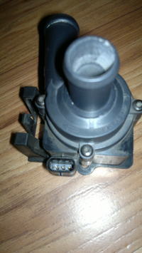 Gdzie kupić wtyczkę do 3-pinowej pompy obiegowej wody VW Audi?