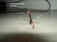 Zerwany kabel- słuchawki. Jak podłączyć?