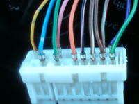 Nissan Almera S 1.5 2003. Pomieszane przewody w złączu ISO.