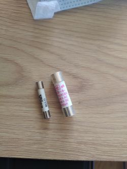 Gdzie dostane bezpiecznik 10x35 albo 10x38 0.25A do miernika ?