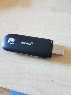 Konfiguracja internetu w routerze Tenda AC1200 z modemem - brak połączenia