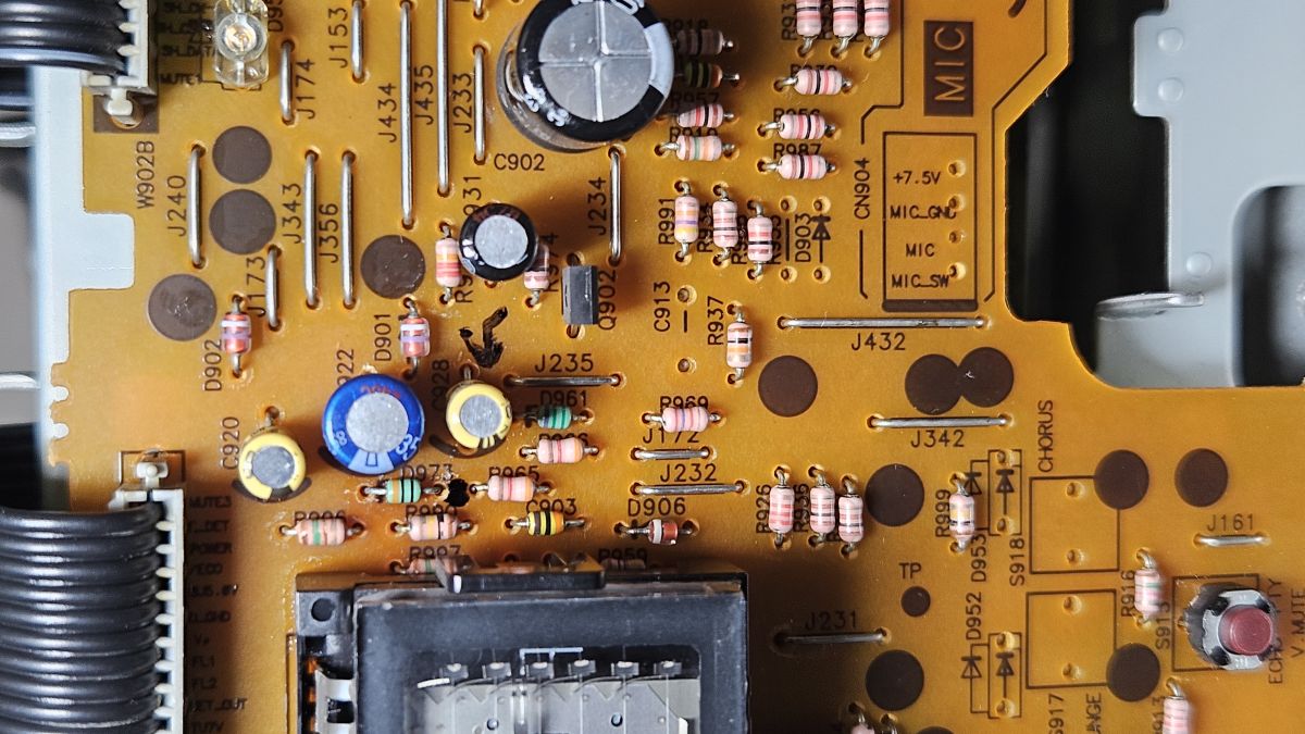 [Rozwiązano] Technics SA-EH780 – niefortunna śmierć wyświetlaczy VFD