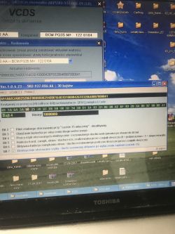 VW Caddy IV - Jak aktywować postojowe i LEDy po montażu bi-xenon?