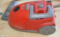 Electrolux Z1027 - Wyłącza się i włącza co 10 sekund Electrolux Z1027 - Wyłącza się i włącza co 10 sekund