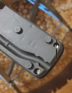 Opening ACAR Electrical Strip Non-Invasively: Guide for Unscrewing & Snap-On Plastic Pieces