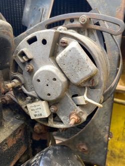 Podłączenie alternatora, obroty silnika: Budowa własnej maszyny, elektryka, silnik John Deere