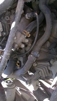 Renault Megane 1.4 16V - Lokalizacja i wymiana czujnika położenia wału