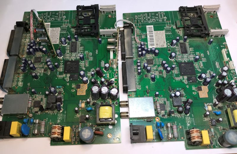 Interior of the old Polsat digital decoder Echostar DSB-717