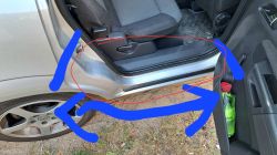 Zafira B - poszukiwane naklejki na próg drzwi (całość wnęki, tylne drzwi)