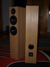 Kolumny 2.5D na głośnikach STX Kolumny 2.5D na głośnikach STX