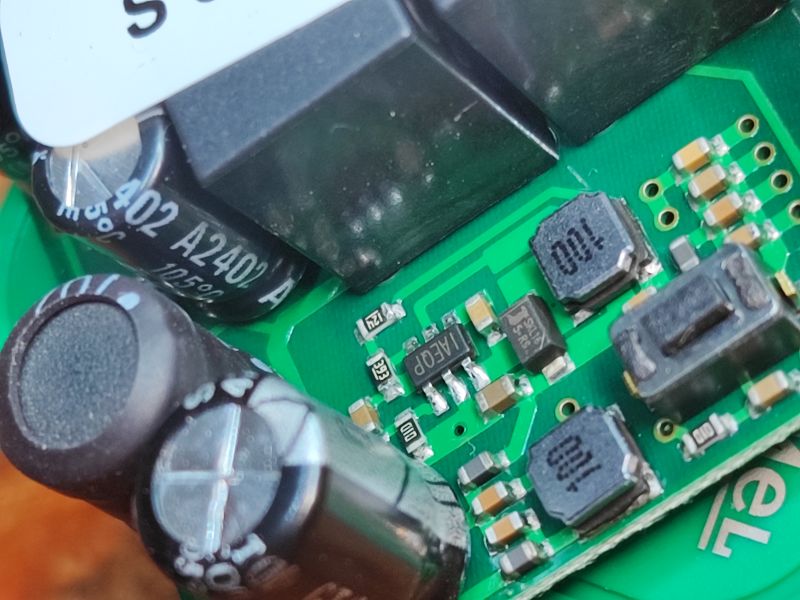 Brief test, pairing and interior of the Zamel ROW-02 (double-overhead light switch)