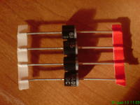 Renault 19 - Przekaźnik PS-653: Przegrzewanie diod przy centralnym zamku