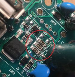 Test, teardown i małe modyfikacje modułu ładowarki/gniazda USB do puszki z Chin Test, teardown i małe modyfikacje modułu ładowarki/gniazda USB do puszki z Chin