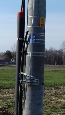 Znaczenie żółtych tablic na rozdzielniach średniego napięcia