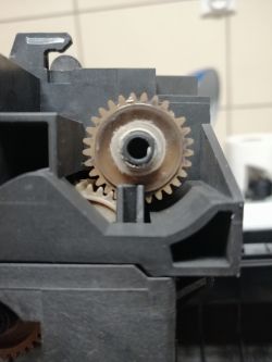Kyocera P2135 uszkadzający się piec / zrywanie zębatek. Kyocera P2135 uszkadzający się piec / zrywanie zębatek.