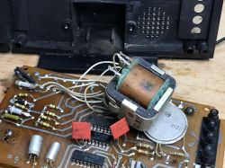 Stary radziecki zegar VFD model Elektronika 6.15M [Schemat]