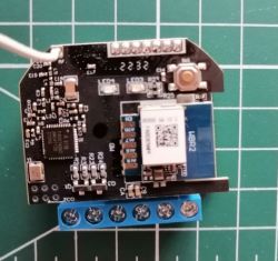 Electronic module with components and WBR2 marking.