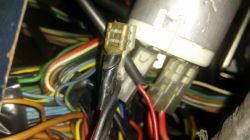 Skoda Felicia 1.6 1997: Reconnecting Key Ignition Button - Wiring & Installation Guide