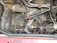 Jak wymienić elektrozawór STOP w Ford Escort 1.8 TD bez demontażu pompy?