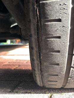 Mercedes Vito/V-klasa W447 - Nirównomierne zużycie bieżnika - ścinanie opony Mercedes Vito/V-klasa W447 - Nirównomierne zużycie bieżnika - ścinanie opony