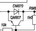 Fragment schematu elektronicznego z oznaczeniem tranzystora QM807 i diody DM870.