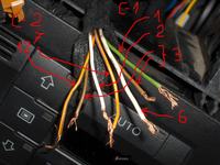 Audi A4 szumią tylne głośniki.