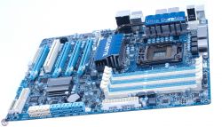 Gigabyte X58A-UD3R nie wstaje, działa bez pamięci RAM