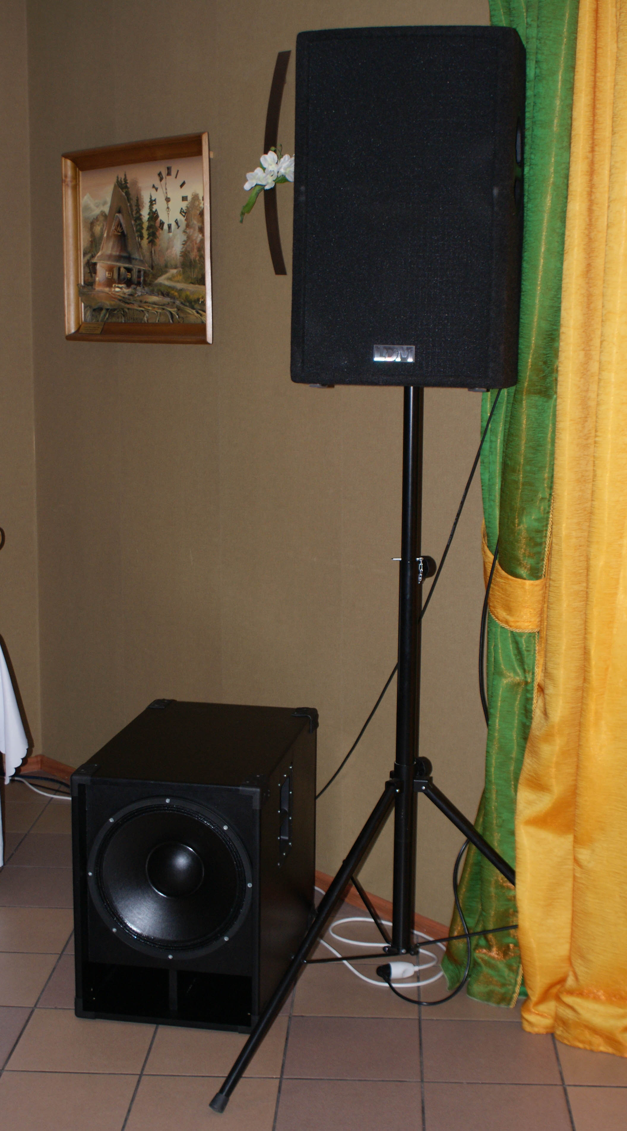 Subwoofer bass reflex "sub 15" na B&C 15PS100