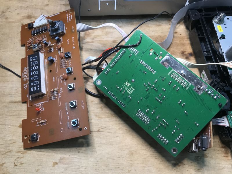 Blaupunkt MS8BK micro stereo front and main PCBs with display and buttons