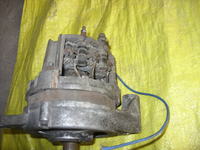 Jak podłączyć alternator 12V 36A do SAM-a? Czy potrzebny regulator napięcia?