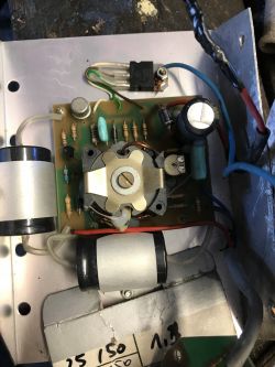 Stroboskop Elektra - wymiana żarówki nie przynosi efektów, urządzenie pobiera prąd