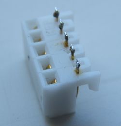 Jaką nazwę handlową ma to złącze na zdjęciach?