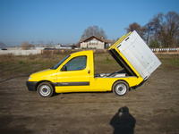 Czy przeróbka Chryslera Voyagera na wywrotkę wymaga przerejestrowania?