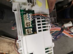Electrolux EDH97981W - gdzie podłączyć kostkę, schemat instalacji