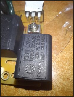 Prestige HB-525 mała płyta indukcyjna uszkodzenie pola indukcyjnego