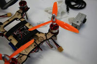 Flone - konstrukcja quadrocoptera ze smartfonem