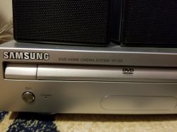 Wieża Panasonic SA-AK300, chciałbym dodać głośnik centralny