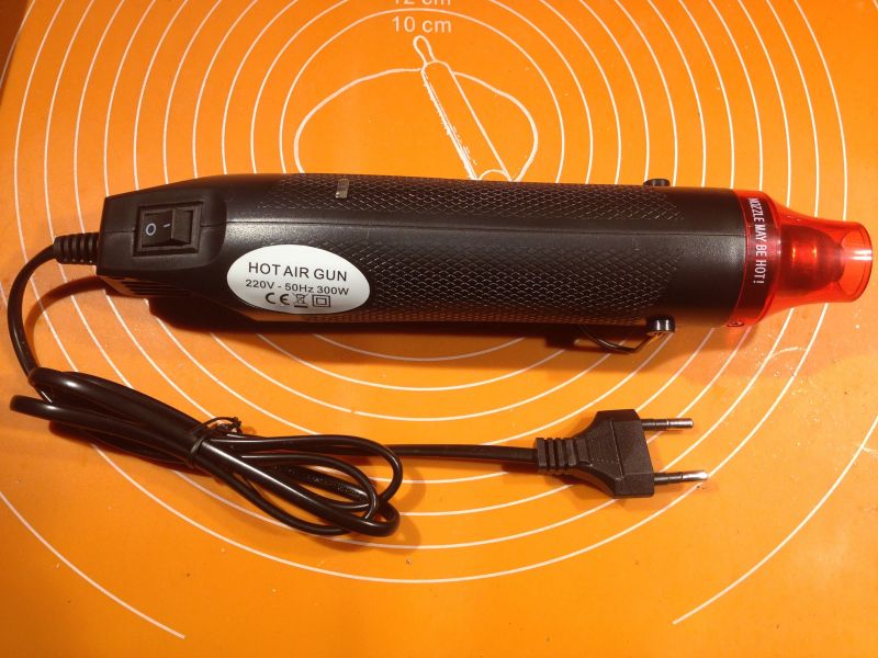 Zastosowanie Gorącej Wiatrówki do obkurczania koszulek termokurczliwych ;)