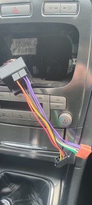 Ford Mondeo mk4 2007 podłączenie niefabrycznego radia sony XAV-AX3005DB