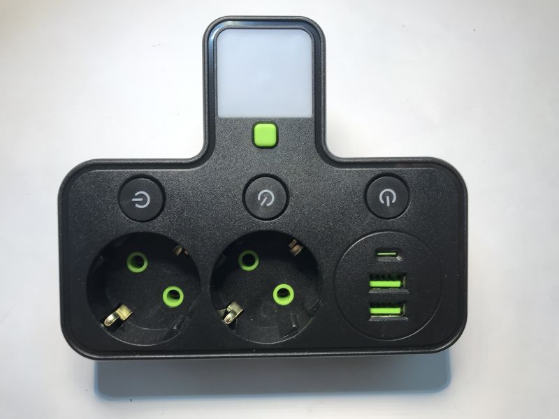 Could a socket splitter from China be dangerous? Missing PE wiring