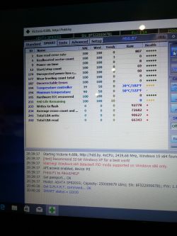 Lenovo G585 - Czarny ekran po wymianie na SSD Adata Premier Pro SP920