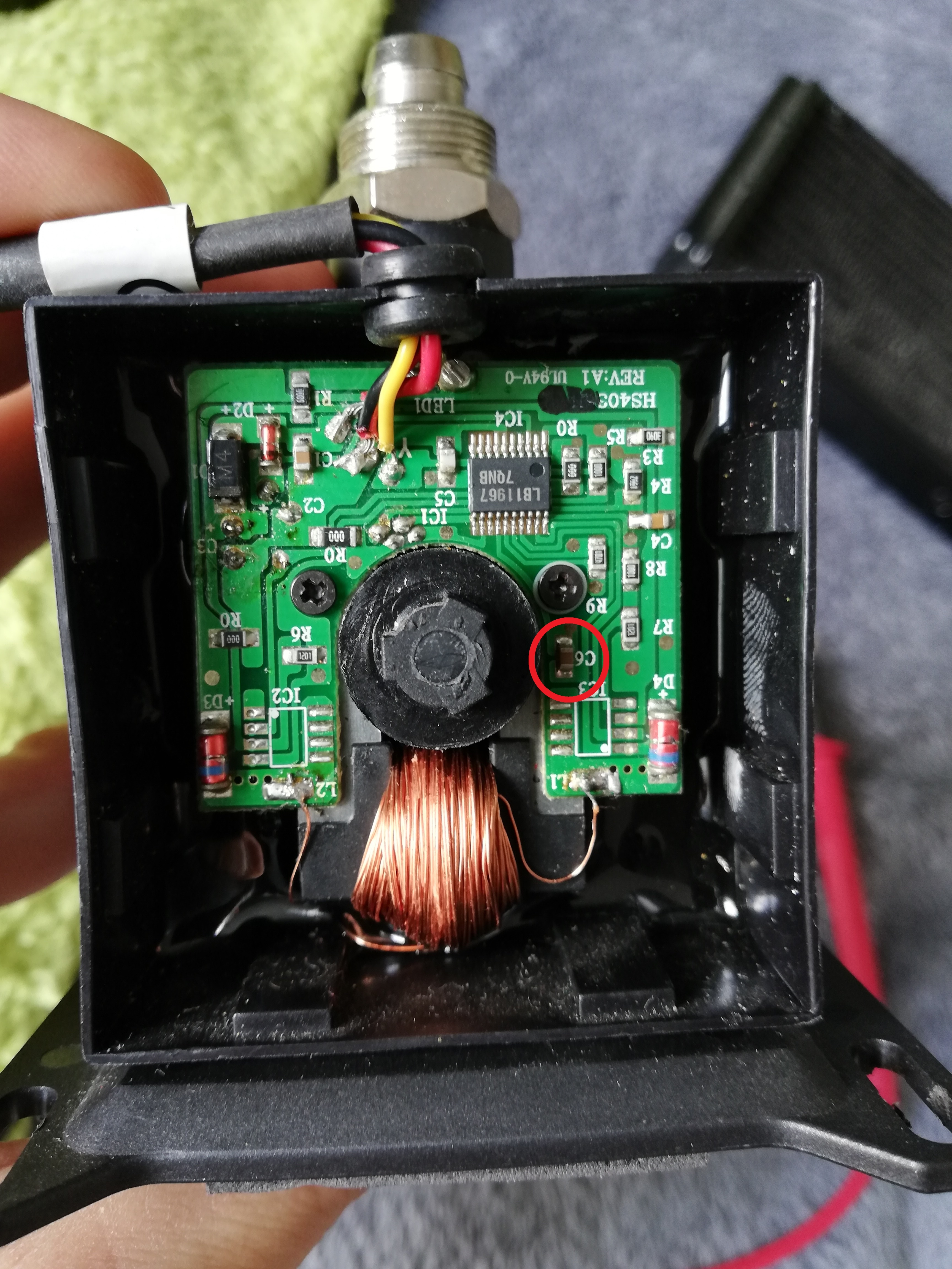 Thermaltake p400 - Jak ożywić pompkę chłodzenia? Kontrolka mruga co 2s