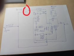Amio AT003B3-19 - jaki element odpadł z płytki PCB anteny samochodowej?