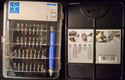 Porównanie zestawów wkrętaków na małe bity.