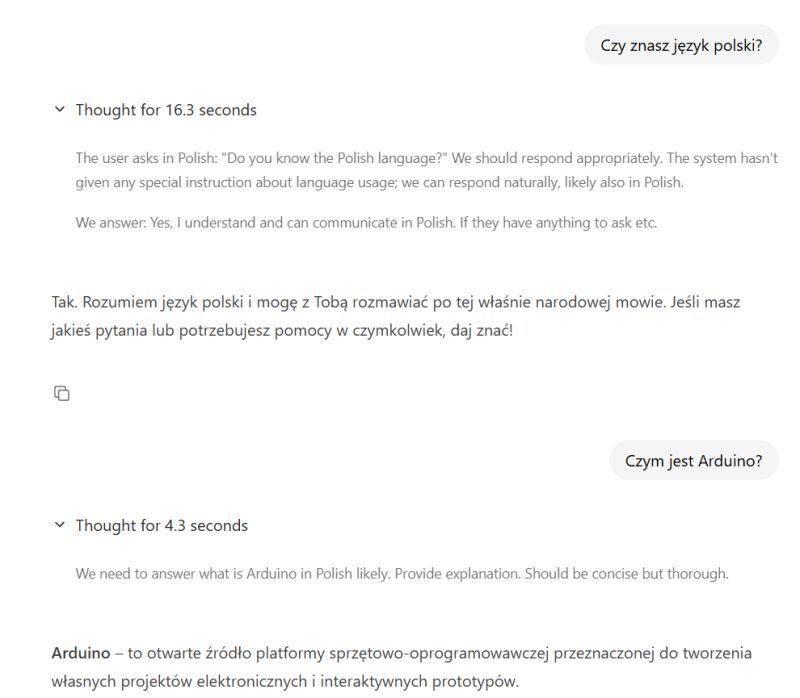 AI chat interface with Polish questions and generated responses