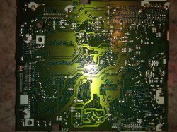 PIONEER DEH-M6017ZH - Jak podłączyć aux do zmieniarki CD w Hondzie CRV II?