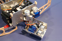 Halfbug - robot z kółkiem zamiast tylnych nóg