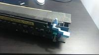 HP LaserJet serii 8150 - Papier nie wychodzi do końca